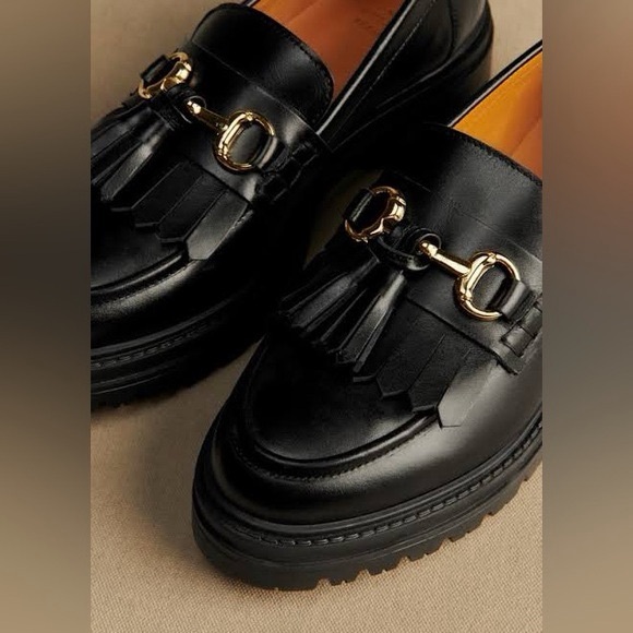 Sezane Black Loafers with Gold Accents - Picture 2 of 9